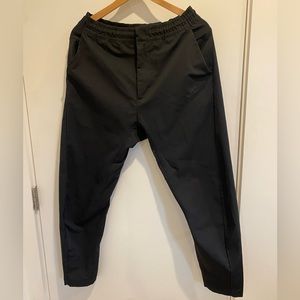 Men’s Nike Athleisure Pants - Tapered Leg